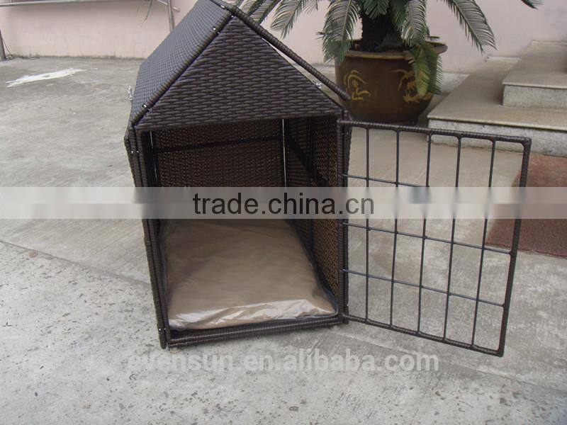 nicely rattan dog house