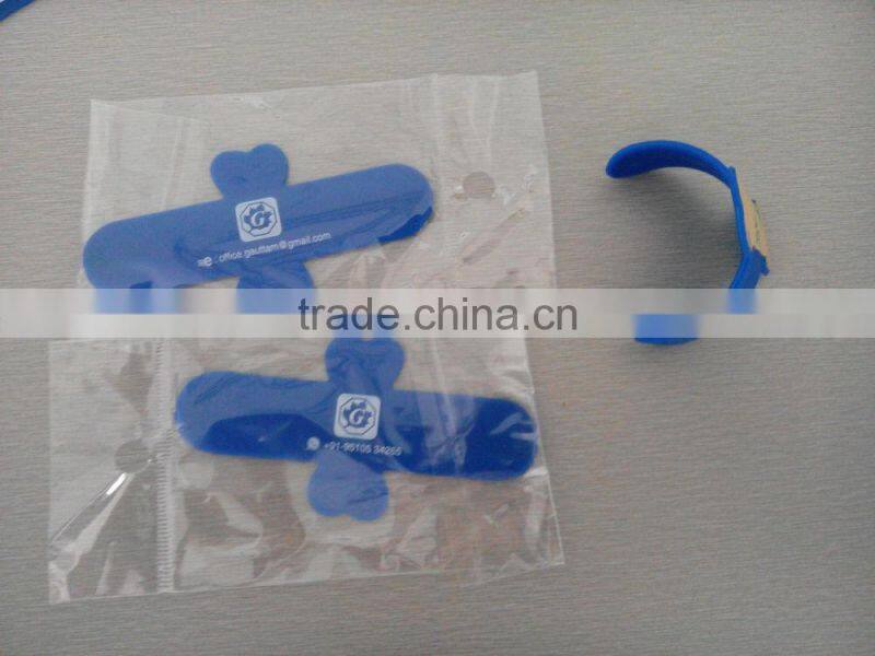 China manufacturer supply fancy new design silicone mobile phone card holder with high quality