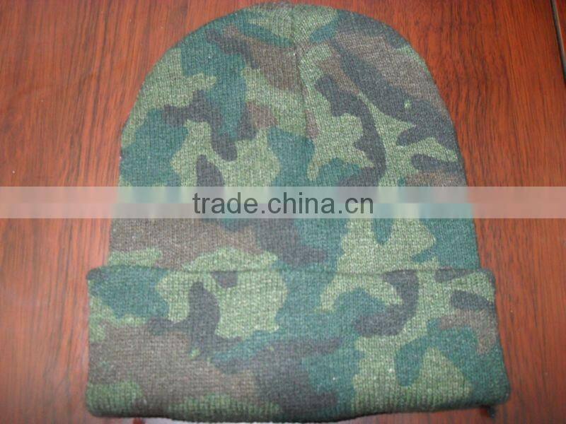 camo pattern winter knitted beanie hat