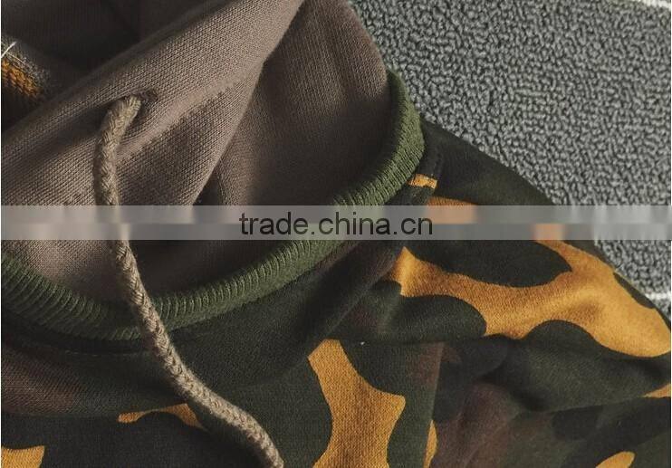 2017 Hip Hop Clothing 100% cotton Hoodie Fake Two Piece Camo T-shirt