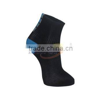 Mens/Womens Athletic Crew Socks, No Stinky Feet