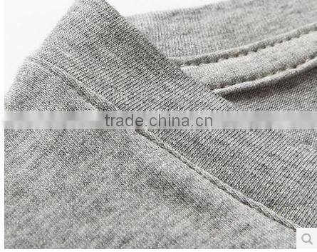 Men's cotton V-neck t-shirt DE1011