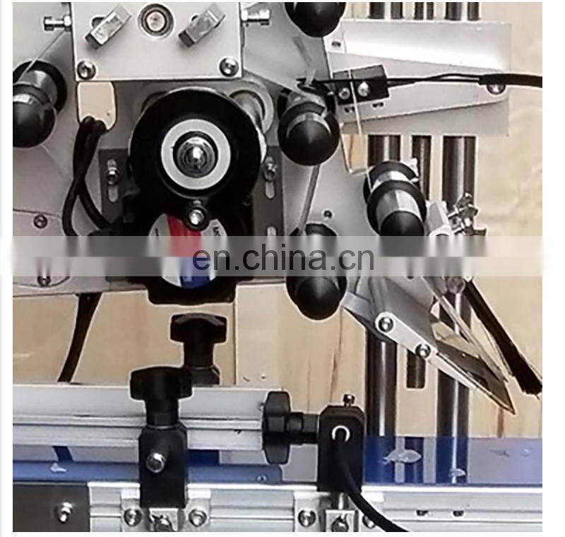 YTK-160 Automatic lighter table top surface flat bottle labeling machine