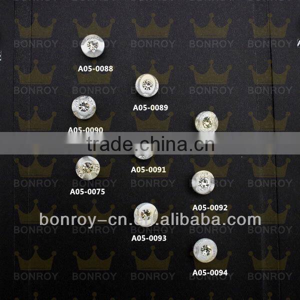 New shinning crystal rhinestone button for embellishment