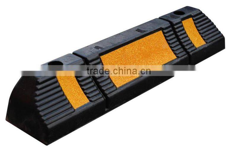 50cm Strong Bearing Capacity Recycled Rubber Parking Stop