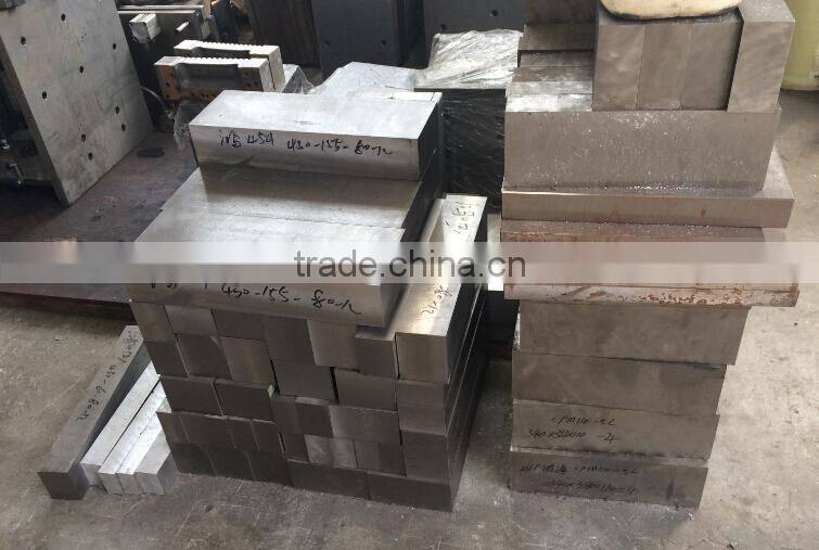automatic blow mould 3 cavity / deflashing blow mold for hdpe detergent bottle