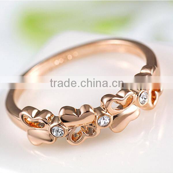 2014 fashionable 18k white gold ring white crystal ring