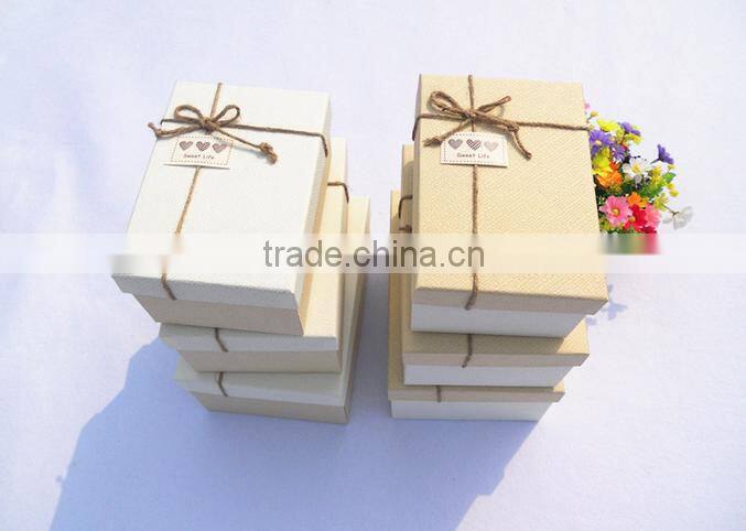 2016 fashion design with your custom logo printed jewelry paper gift box