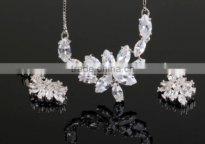 q571266 wholesale 2015 classical jewelry sets with big crystal