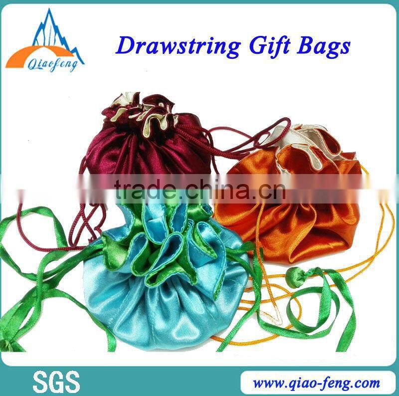 2016 Latest Arrival Good Quality hanging jewelry bag wholesale