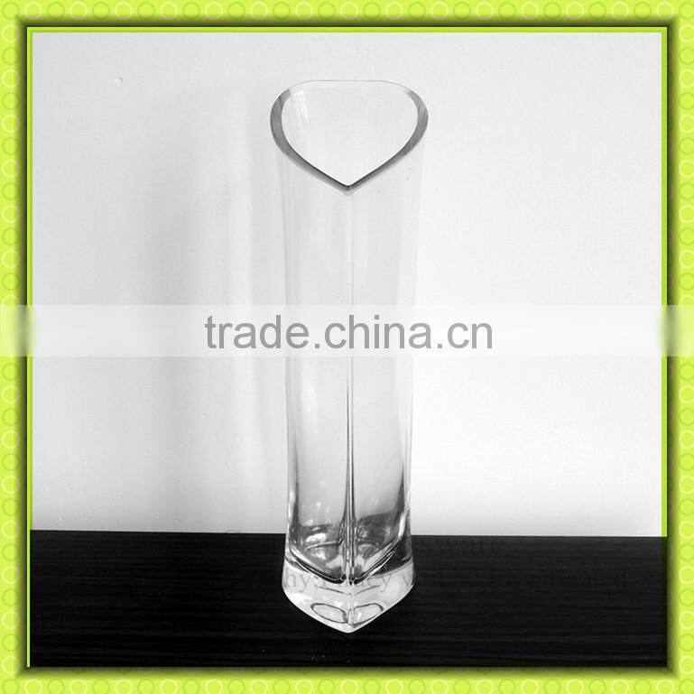 10 inch heart shaped glass vases
