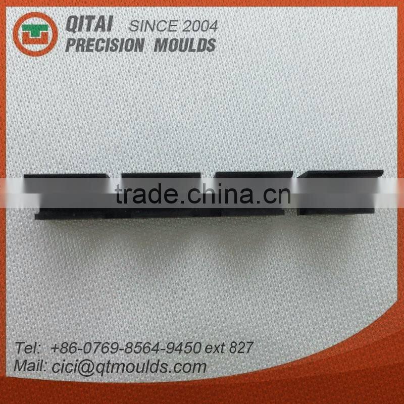 Plastic injection moulders black plastic computer connectors china supplier
