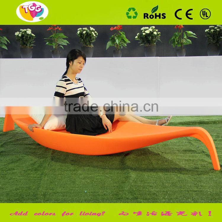 Eco-friendly colorful leisure bed for garden
