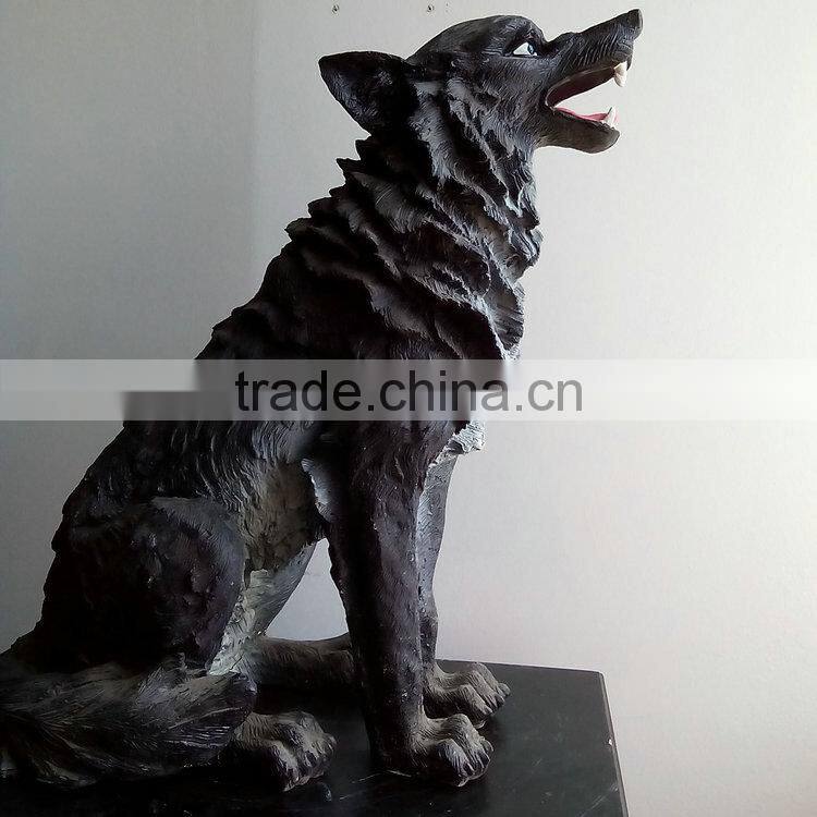 Resin wolf figure