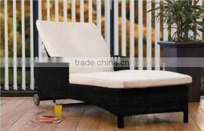 Outdoor Rattan Sunbed Rattan Lounge AY1177
