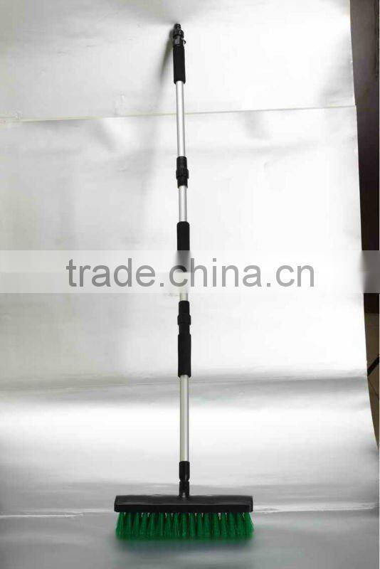 detachable water flow through brush