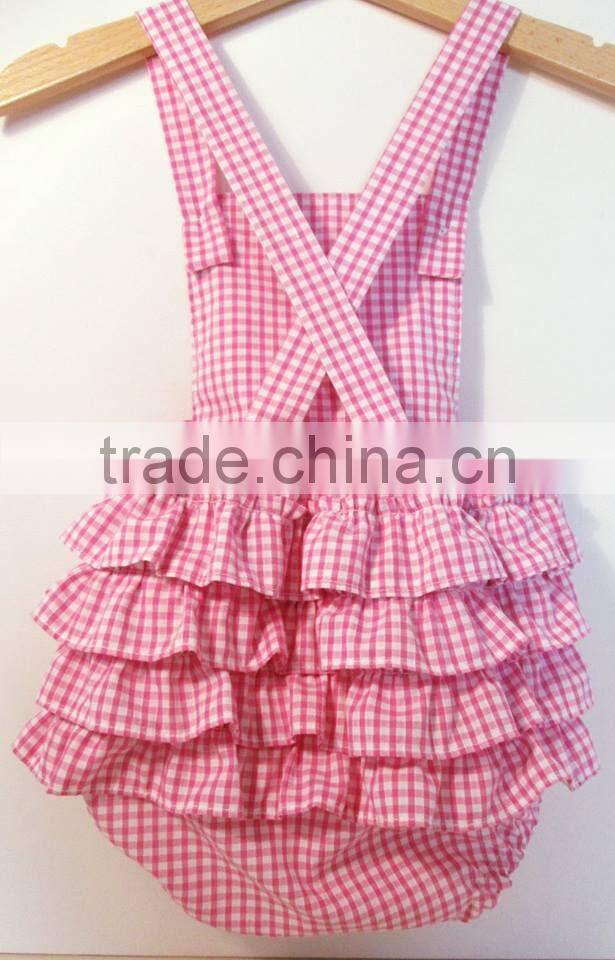 2017 New Fashion Small Gingham Girl Baby Ruffle Romper
