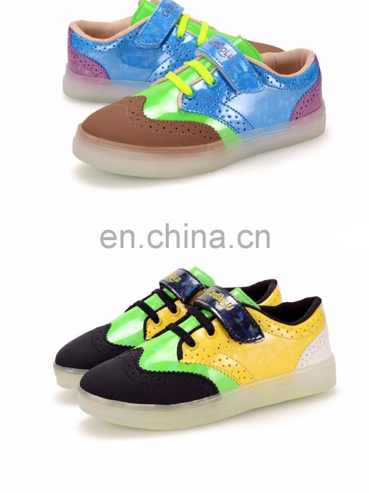 Wholesale fashion Cool casual shoes uk Brogue shoes USB charge Children kids Led shoes sneakers for boys girls