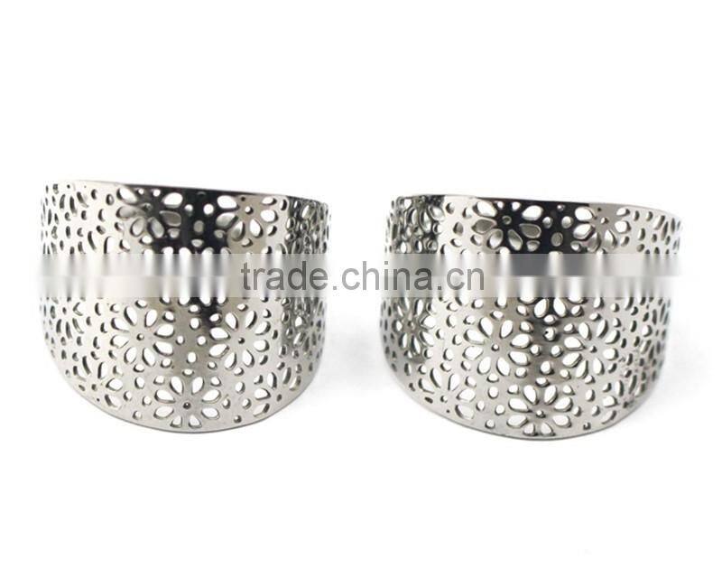 Women Simple Trendy Styles Stainless steel Hoop Fashion Earrings for Wedding Designs