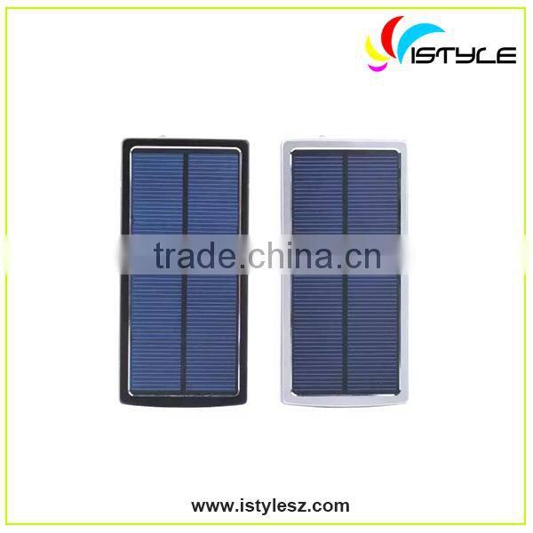 New type Customized color and logo real capacity 10000mah portable solar power banks with powe for mobile phones and USB devices