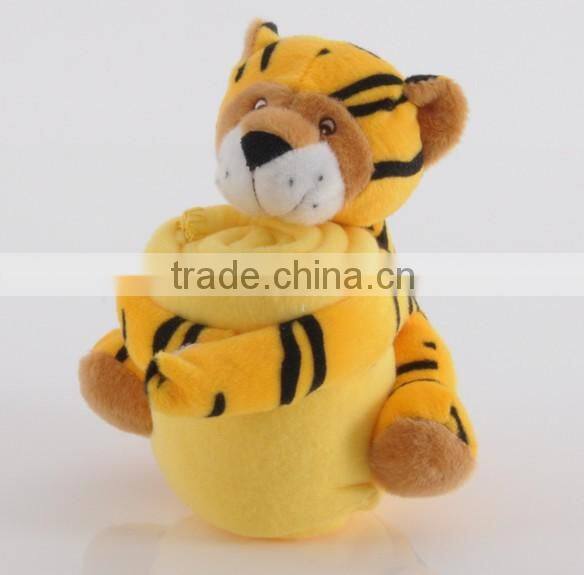 animal shaped blanket/travel kit blanket pillow/baby blanket animal pattern