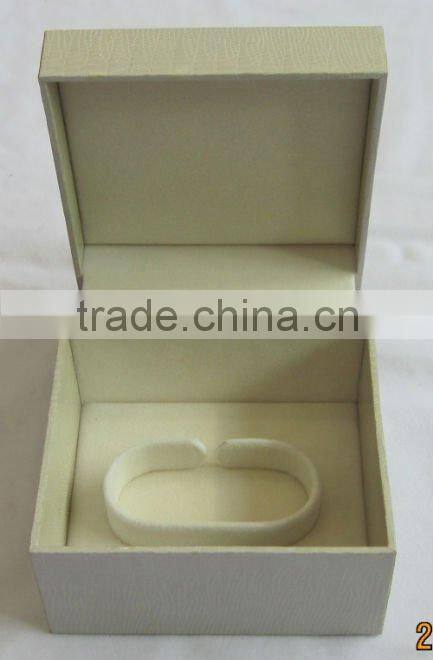 leatherette high quality bracelet case