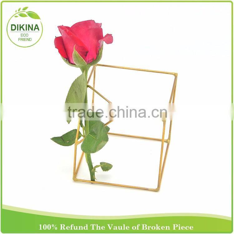 stand or hanger in copper wire Evergreen | Modern & Simple Houswares Dodecahedron flower tillandsia air plant holder