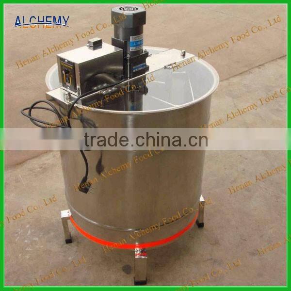 Honey extractor