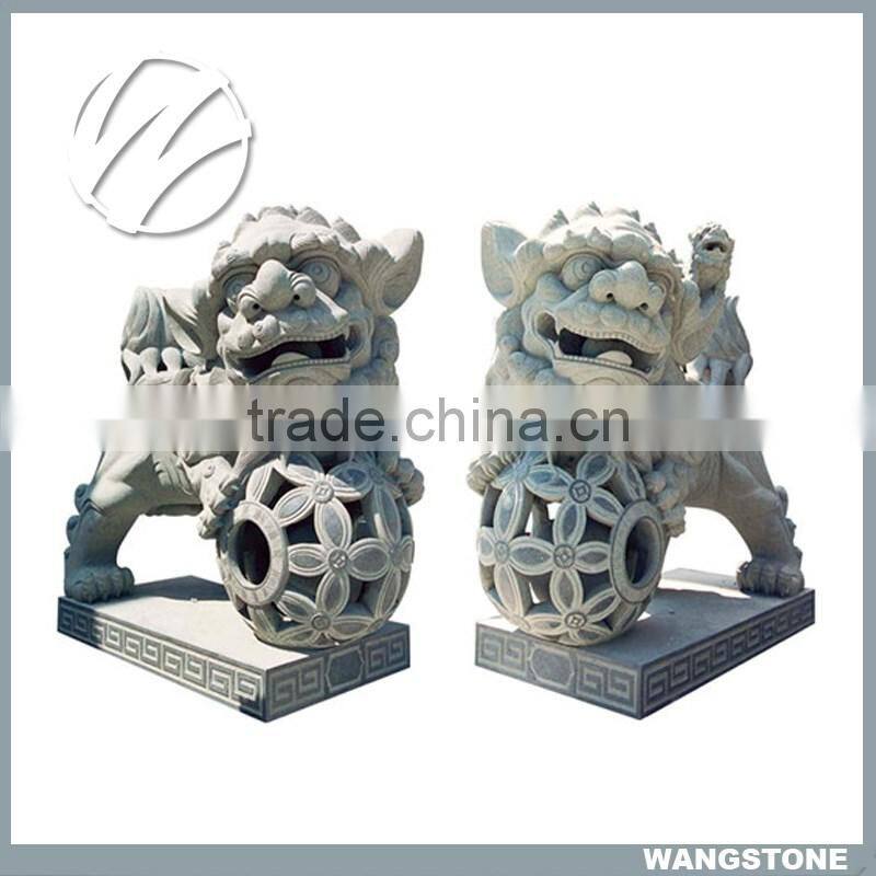 Vivid Carving Granite Lion with Ball Sculpture