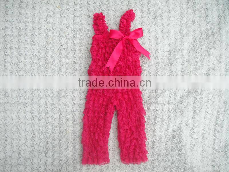 childrens clothing manufactures baby tops and ruffle pants made in China