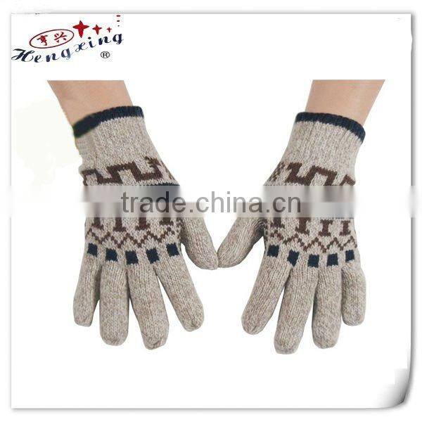 Jacquard wholesale winter knitted gloves