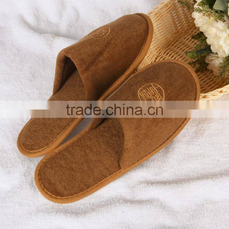 Disposable close toe hotel terry towel slipper