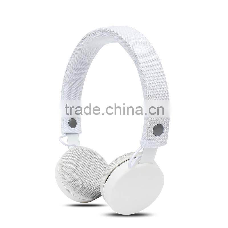 Free sample worldwide /wholesale china mp3 headphone with microphone