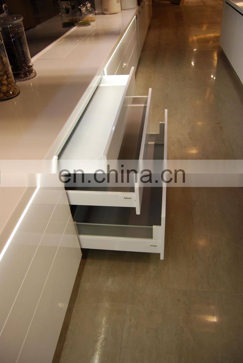 Australian Luxury Modern Design Ideas 2020 High Gloss Lacquer Plywood Kitchen Cabinet
