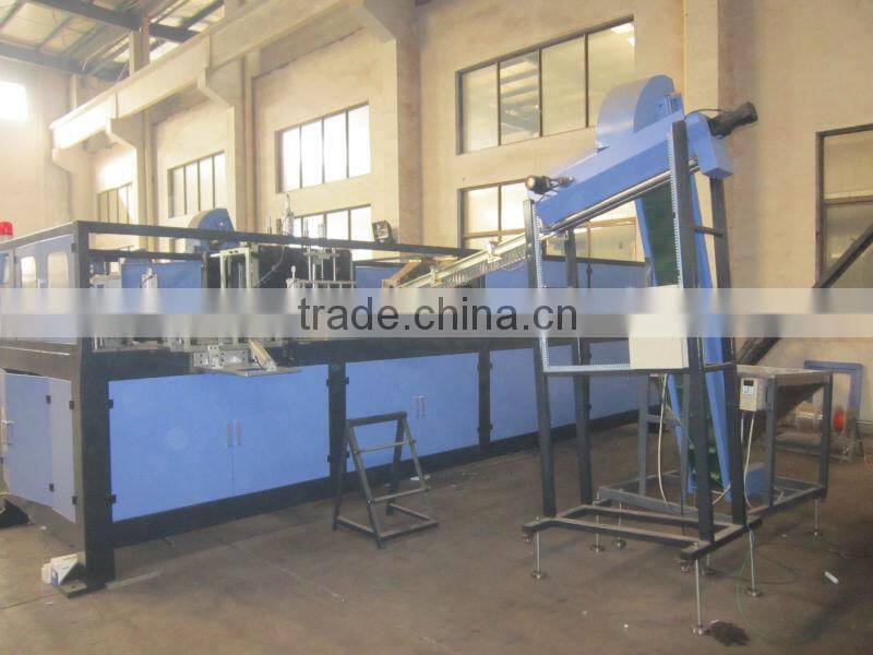 Blowing molding machine