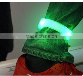 2016 New Arrival Multi colors night glow stick flashing bracelet light sticks festival items DIY led party kids toy