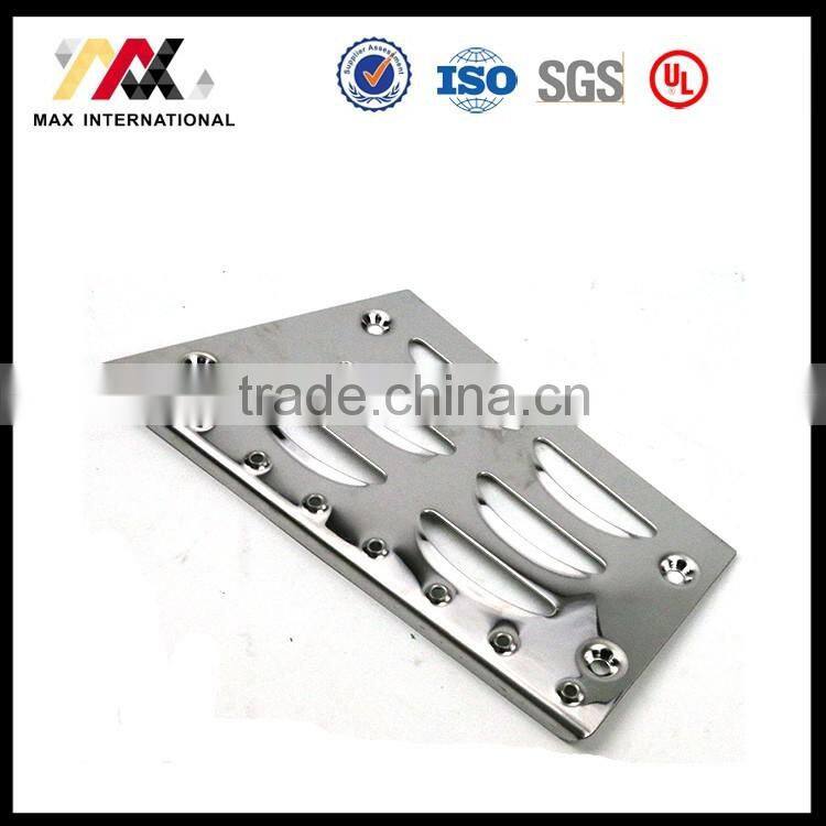 Truck Cab Parts Step Antiskid Plate WG166424502 Left