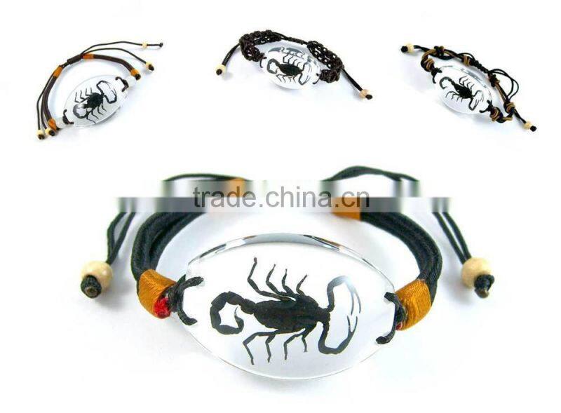 New Trendy India Style Wax String Bracelet with Resin Animal Charm