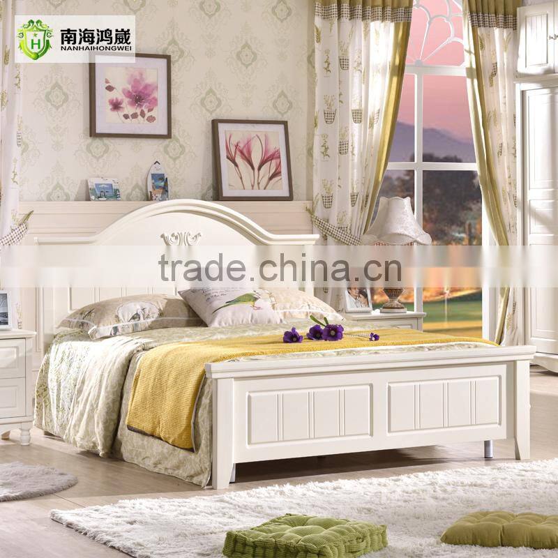 Stock Ivory White Vintage Style Modern Wooden MDF Double Bed