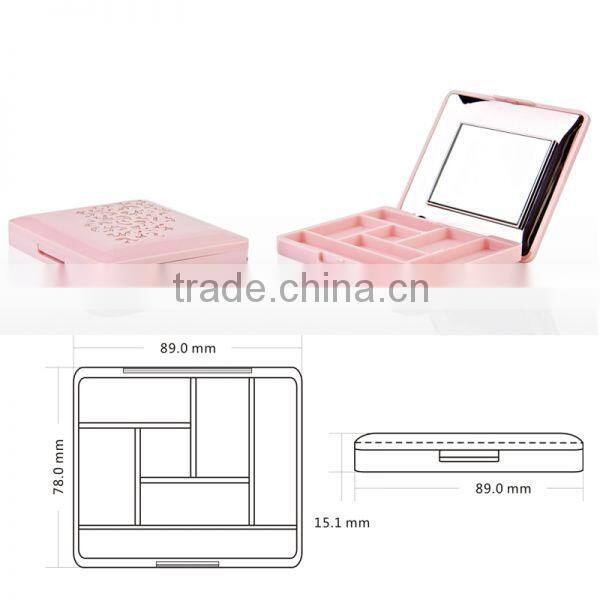 Retangular pink pressed powder case with mirror