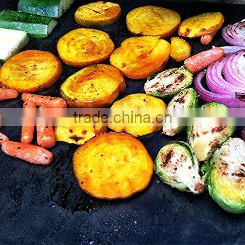 Set of 5 Non-stick BBQ Grilling Sheets, Heat Resistant, Works on Gas, Electric, Charcoal Grills and More