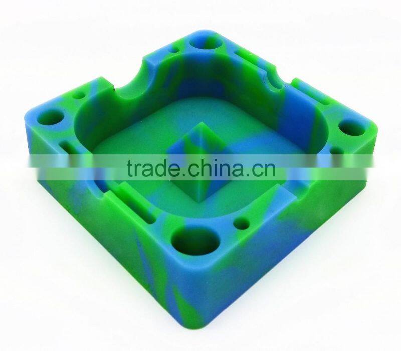 Unbreakable flexible heat resistant Sqaure multi-functional smokeless silicone custom made portable ashtray