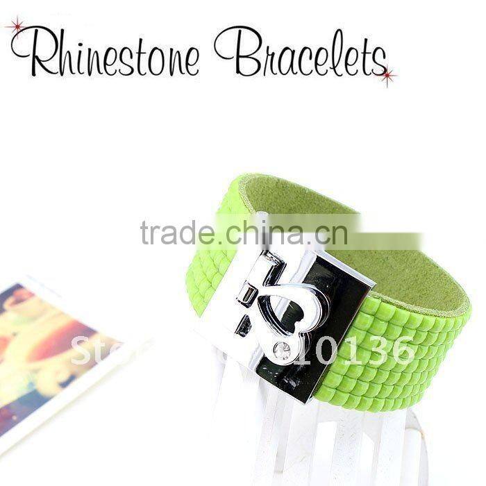 Fashion New 7 Row Crystal Rhinestone Bracelet Bling Cuff with Cute Silver Hear Clasp 11color