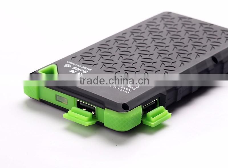 8000mah Rohs dual usb waterproof wholesale solar cellphone charger