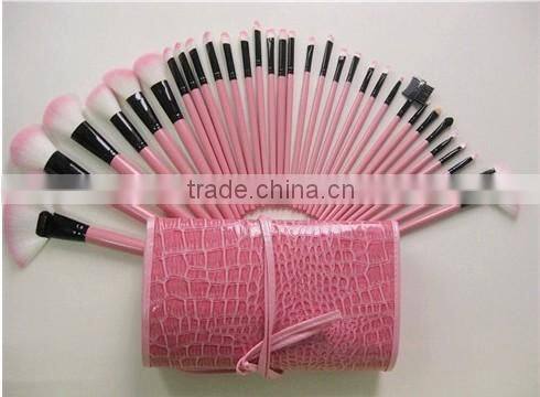 Wholesale 2016 24/32 pcs private label make up brushes soft goat hair colorful cosmetics makeup brushes set !