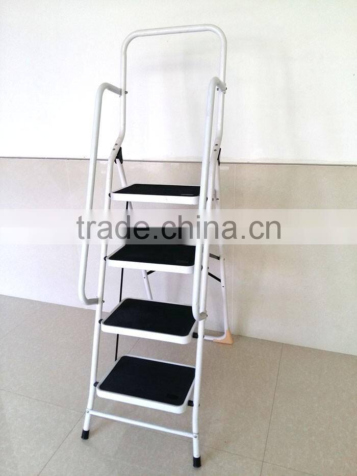 china yiwu yongkang ladder with handle with model CQX-804