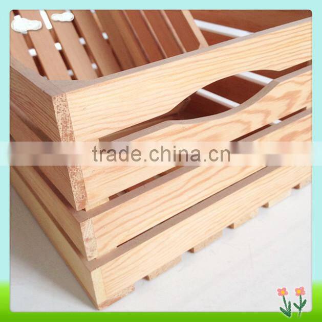 natural eco-friendly wooden crates for fruit