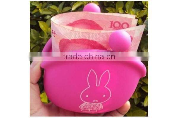 non- toxic metal frame silicone purse
