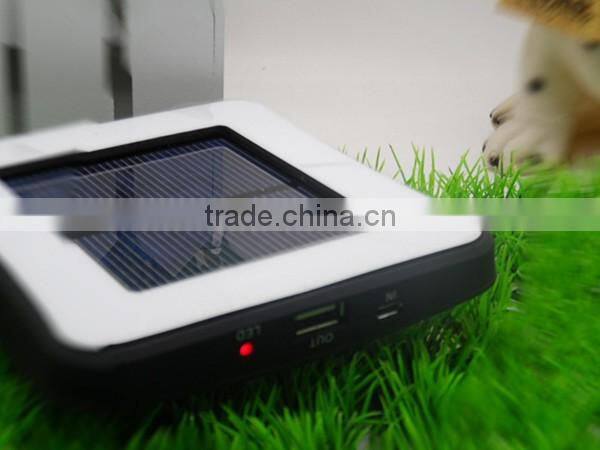 1800mAh Square Shape Solar Power Bank With Adsorption Function