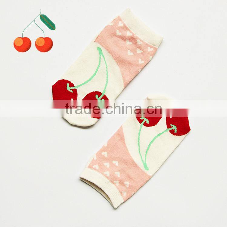 2015 Top Selling Fruits And Vegetables Pattern Fashion Socks Creative Winter Socks Custom Print Socks